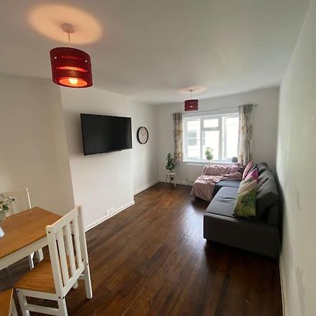 Brighton New Apartment Free Parking Sleeps 6 Экстерьер фото